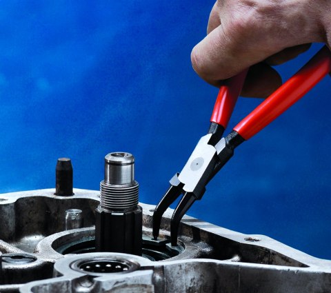 SZCZYPCE DO PIERŚCIENI SEGERA WYGIĘTE 45° WEWNĘTRZNE 180MM SZCZYPCE DO PIERŚCIENI SEGERA WYGIĘTE 45° WEWNĘTRZNE 180MM